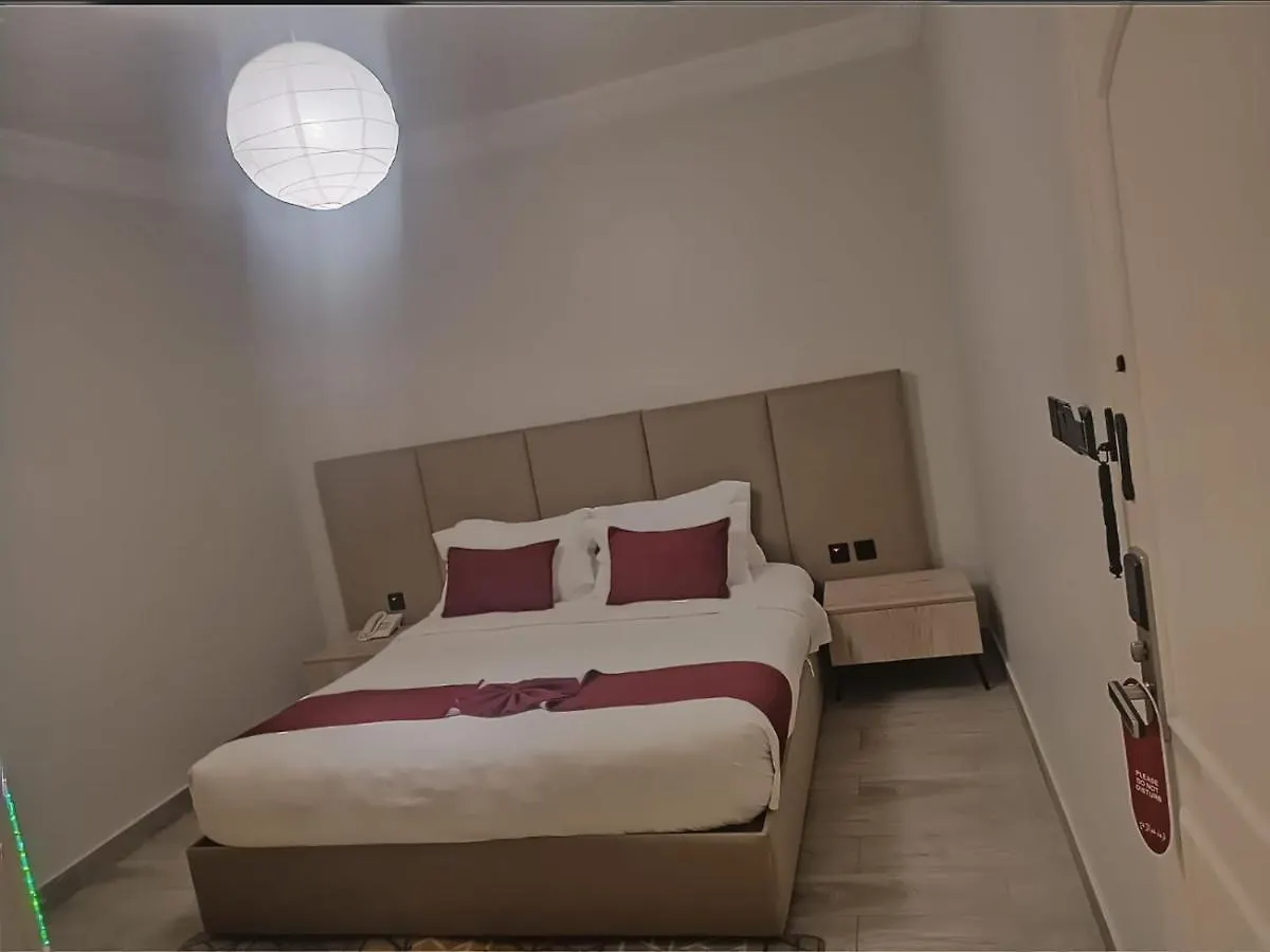 شقة Golden Alasrea Hotel جدة