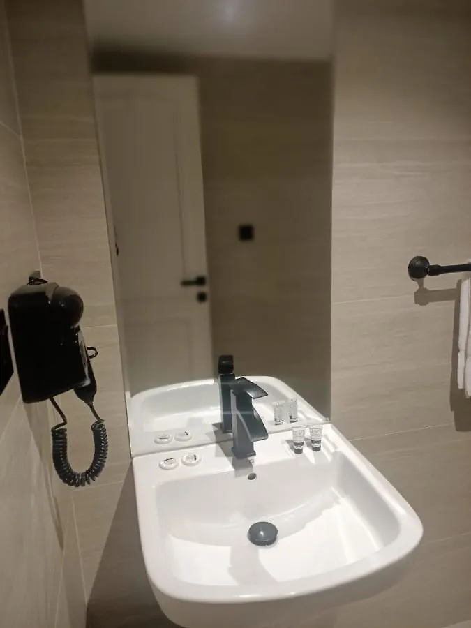 Golden Alasrea Hotel جدة 0*,  المملكة العربية السعودية